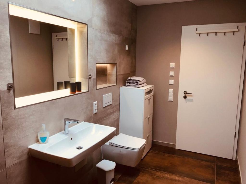 Penthouse Apartment Mit Alpenblick Friedrichshafen Eksteriør billede