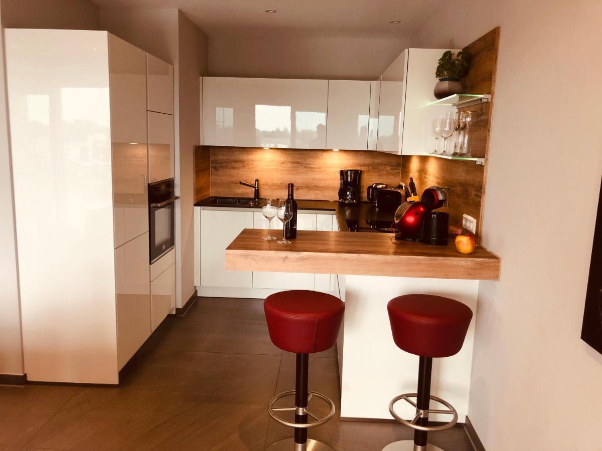 Penthouse Apartment Mit Alpenblick Friedrichshafen Eksteriør billede